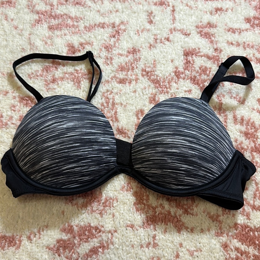Pink Victoria’s Secret wear everywhere super push up bra size 32A